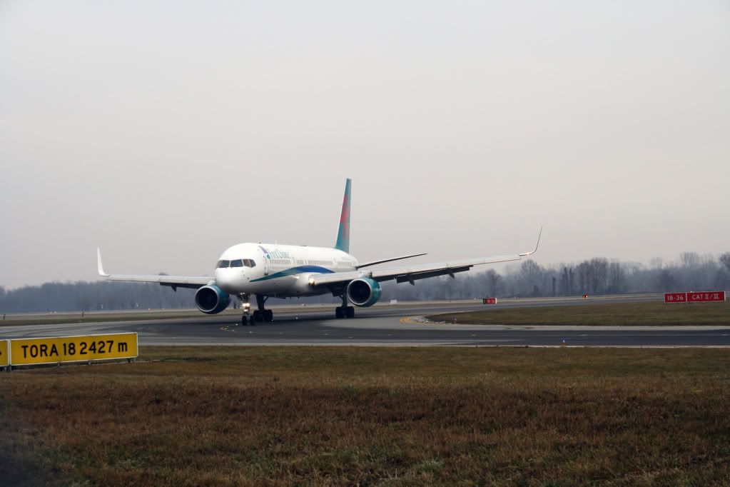 757-200FirtsChoice2copy.jpg