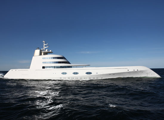 yacht01.jpg