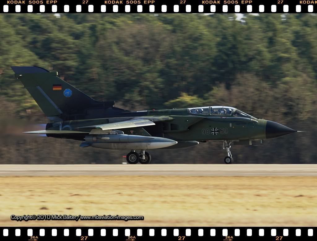 MBAviationImagesManching011.jpg