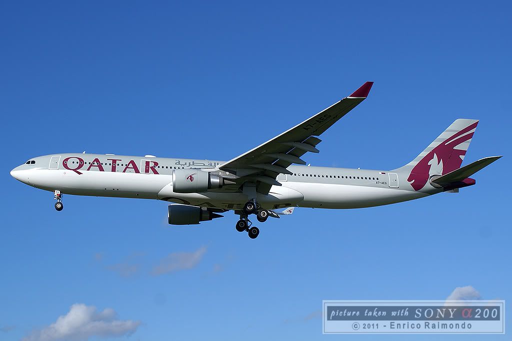 Airbus-A330-Qatar.jpg