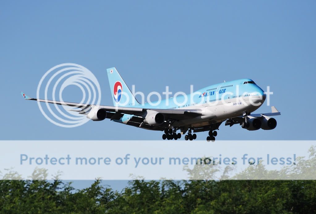 747magnifio.jpg