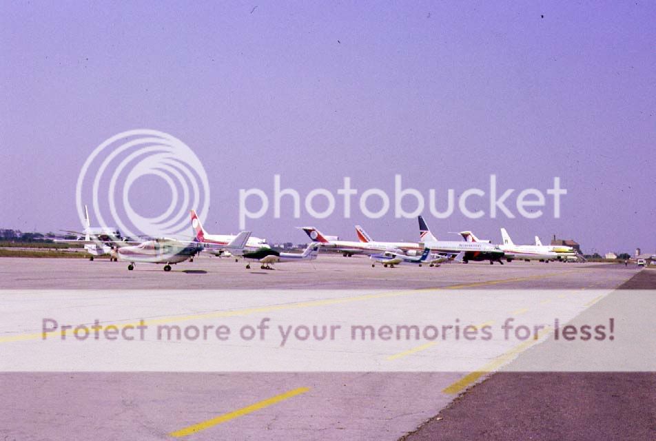Airport1.jpg