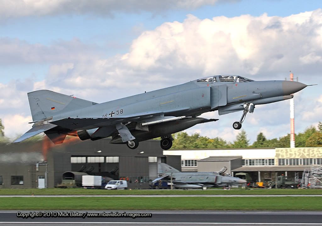 MBAviationImagesETNTQRADepSecondWaveDreiFr-1.jpg