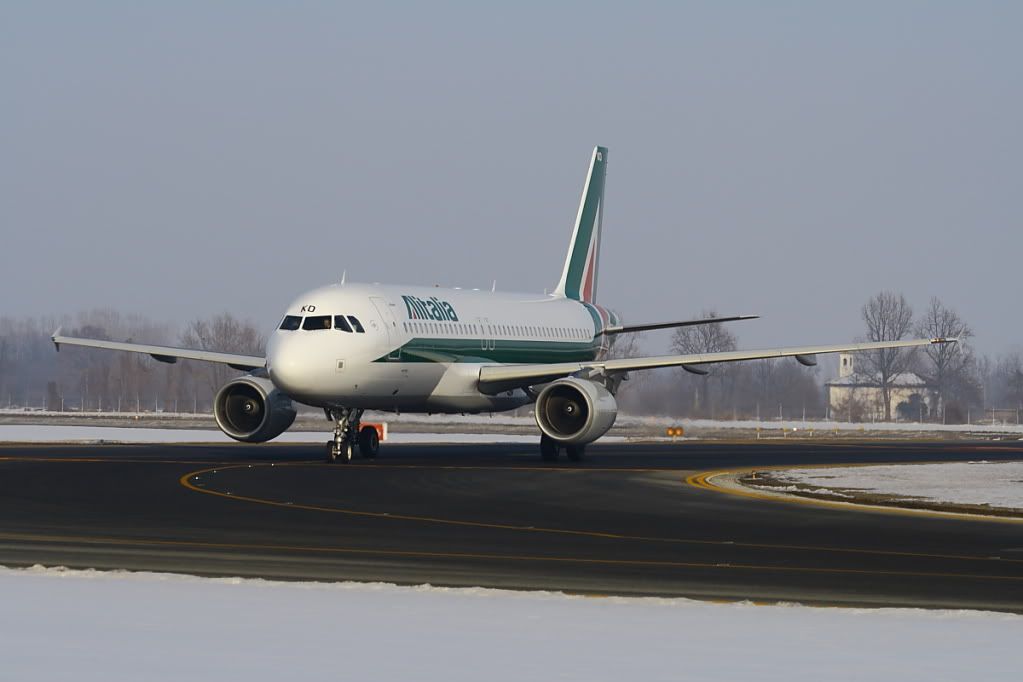 A319Alitalia-4.jpg