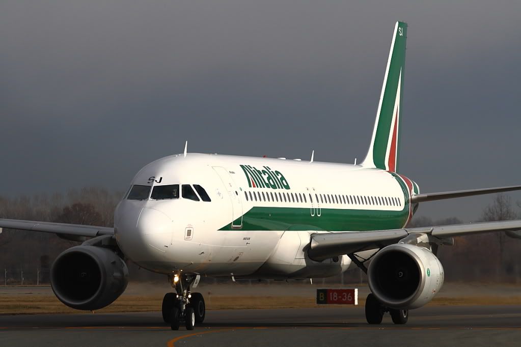 A320Alitalia-2.jpg