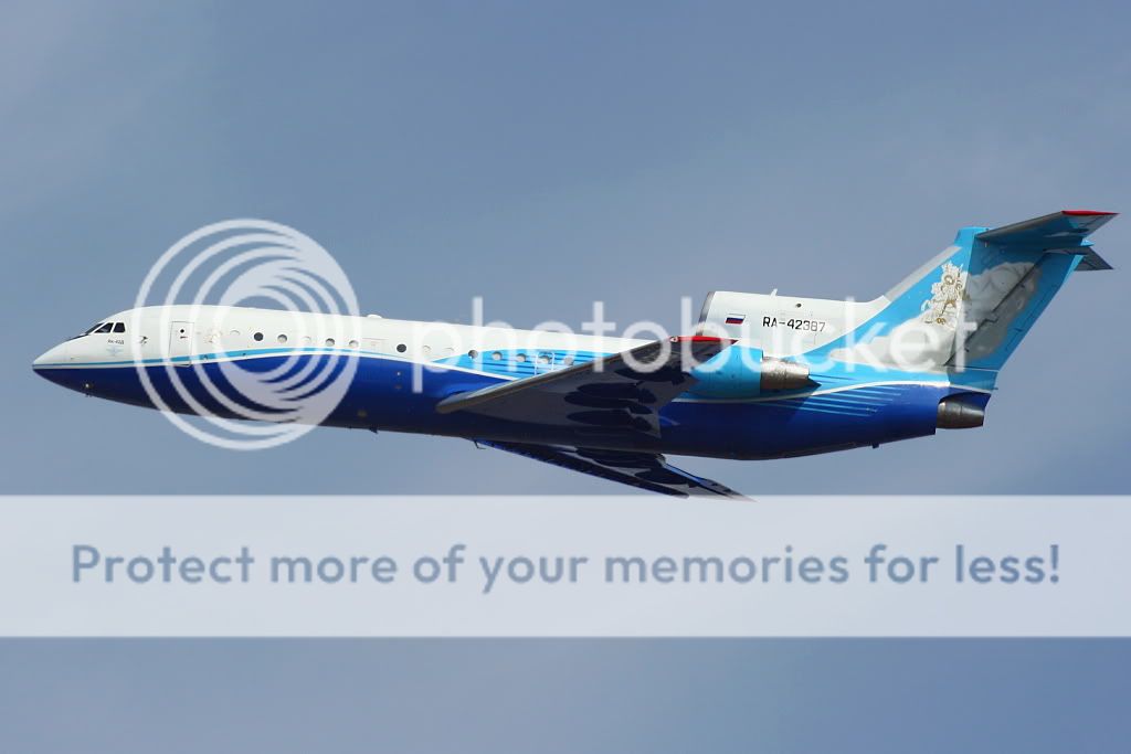 RA-42387Mxp1503-1.jpg