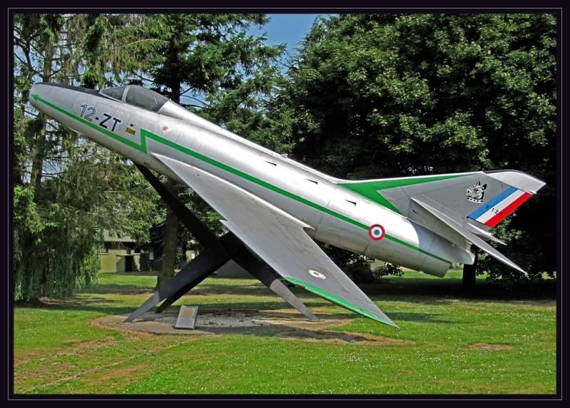 MBAviationImagesCambraiGateGuardFra.jpg