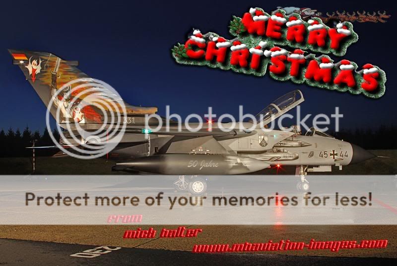 xmascarddREIklein.jpg