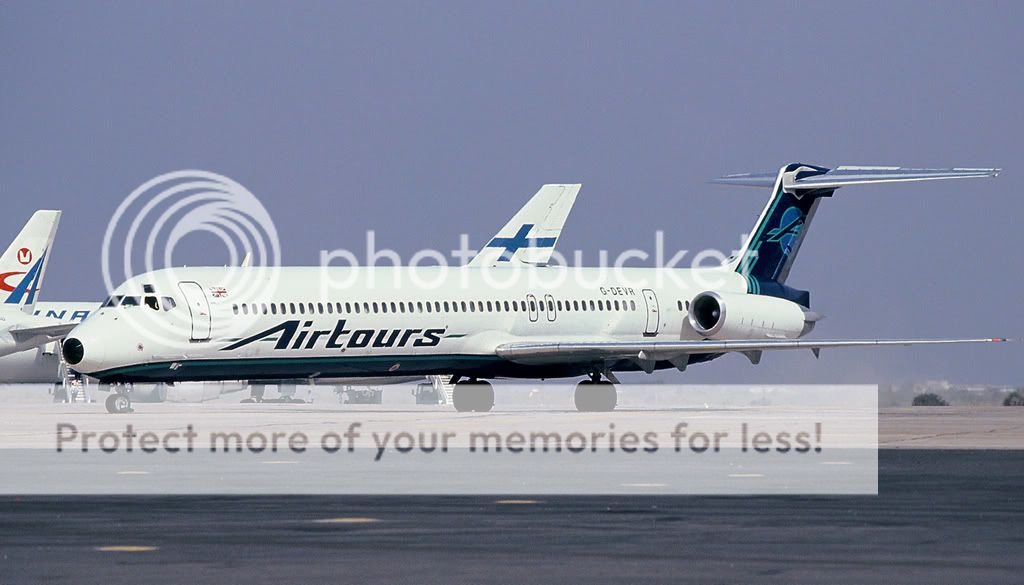 071-AIRTOURS-G-DEVR-MD80.jpg