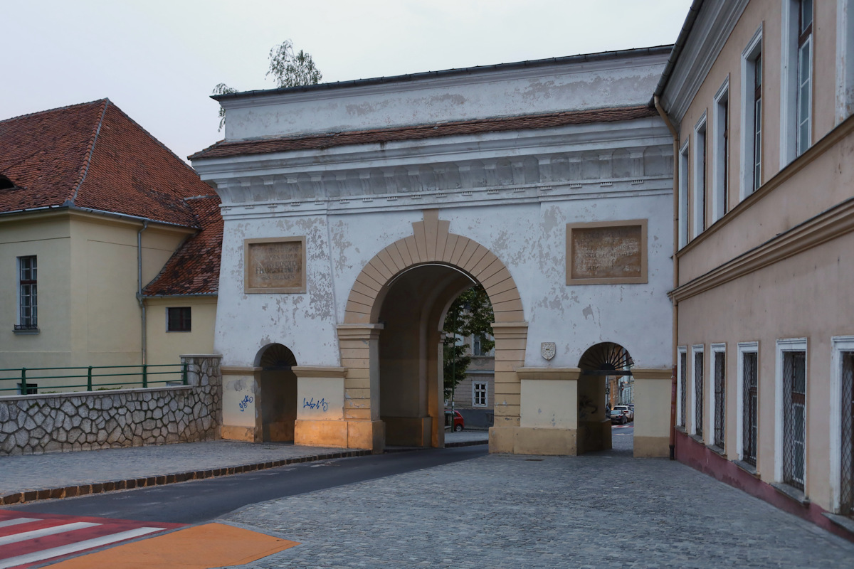 175.jpg