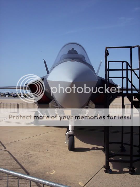 F35davanti.jpg