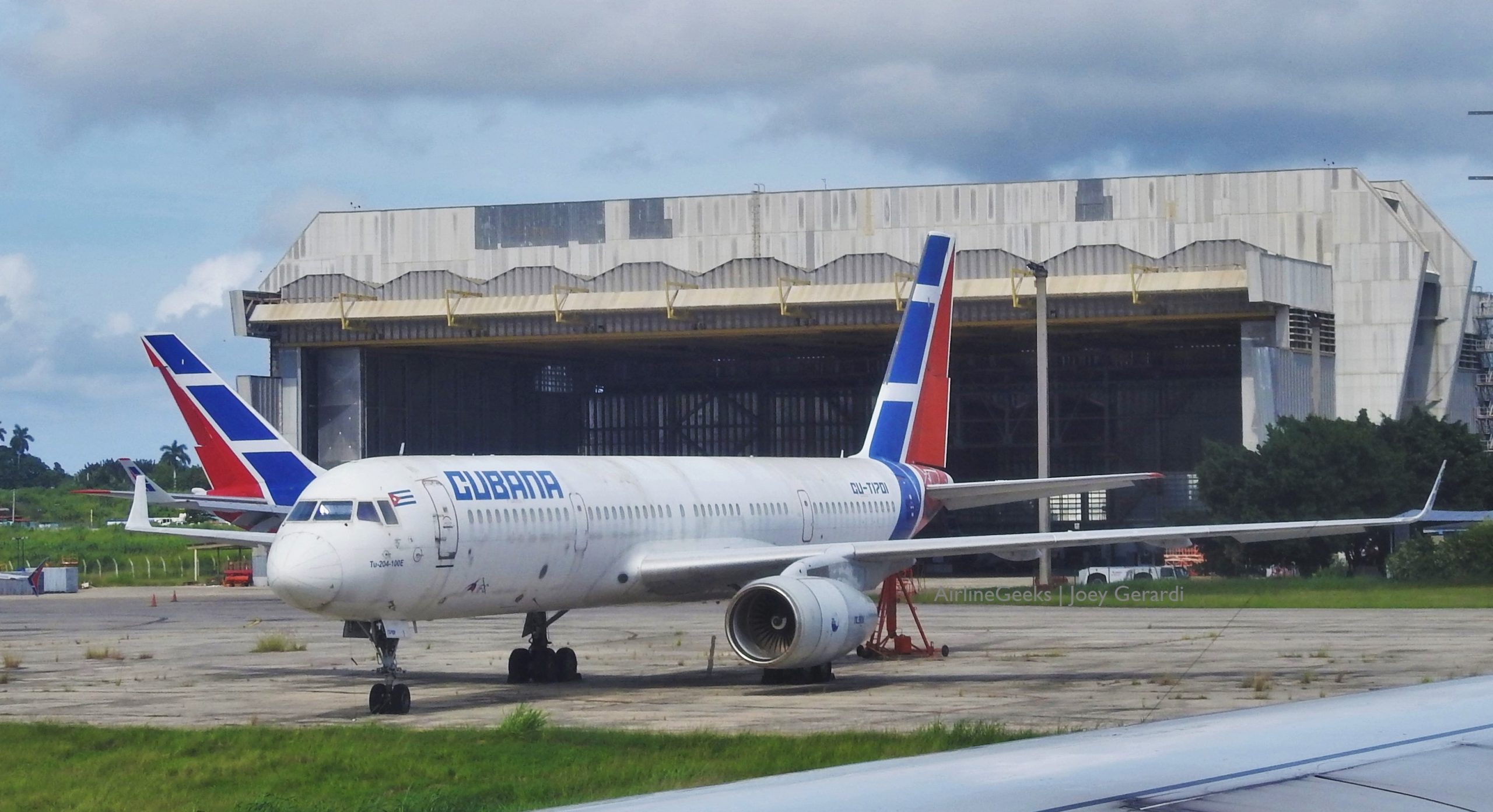 airlinegeeks.com