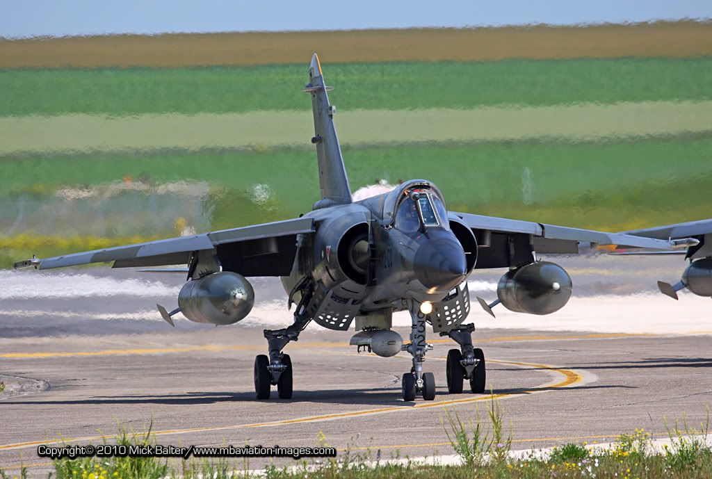 MBAviationImagesReimsCRTwyHeadOnZweiFr.jpg