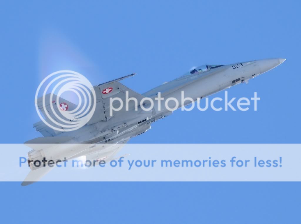 FA18_01.jpg