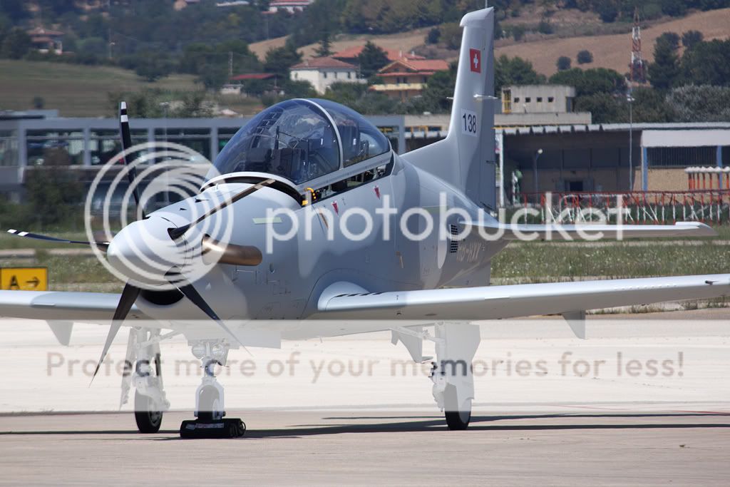 HB-HXKcloseup.jpg