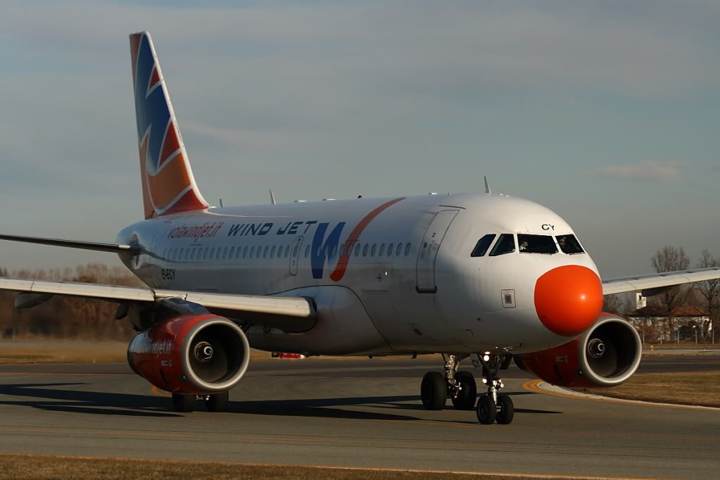 A319-WindJet.jpg