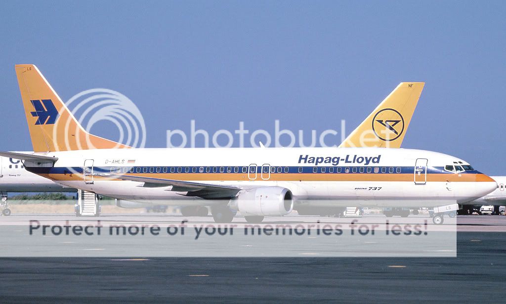 029-HAPAGLLOYD-D-AHLS-B734.jpg
