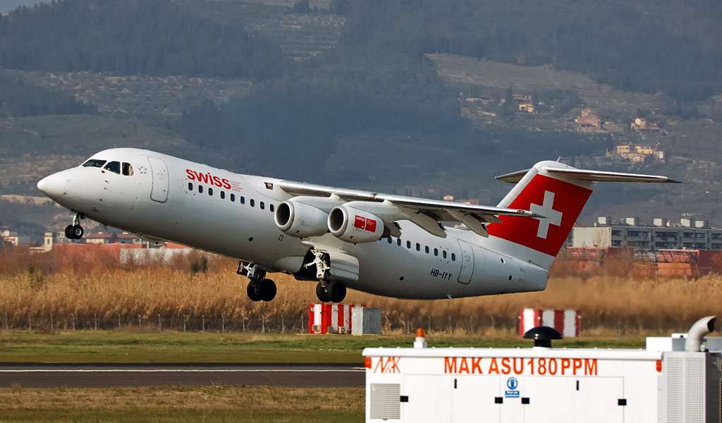 rj85swiss.jpg