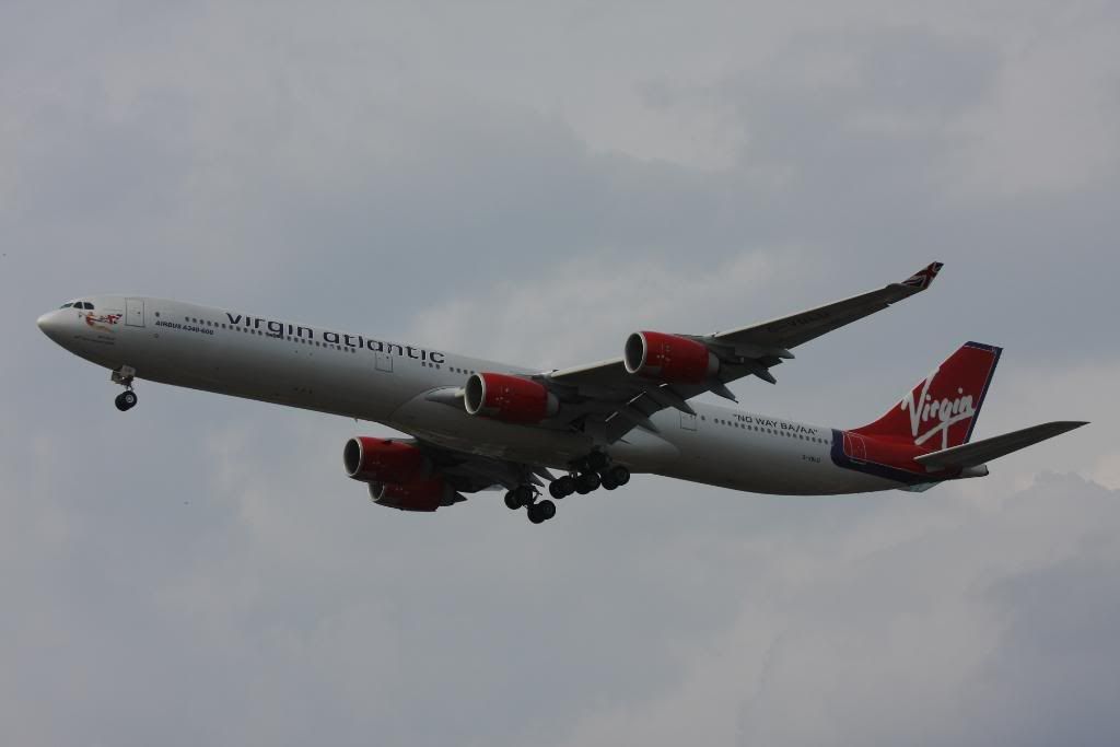 LondraHeathrow-LHR-05e06-06-10590.jpg