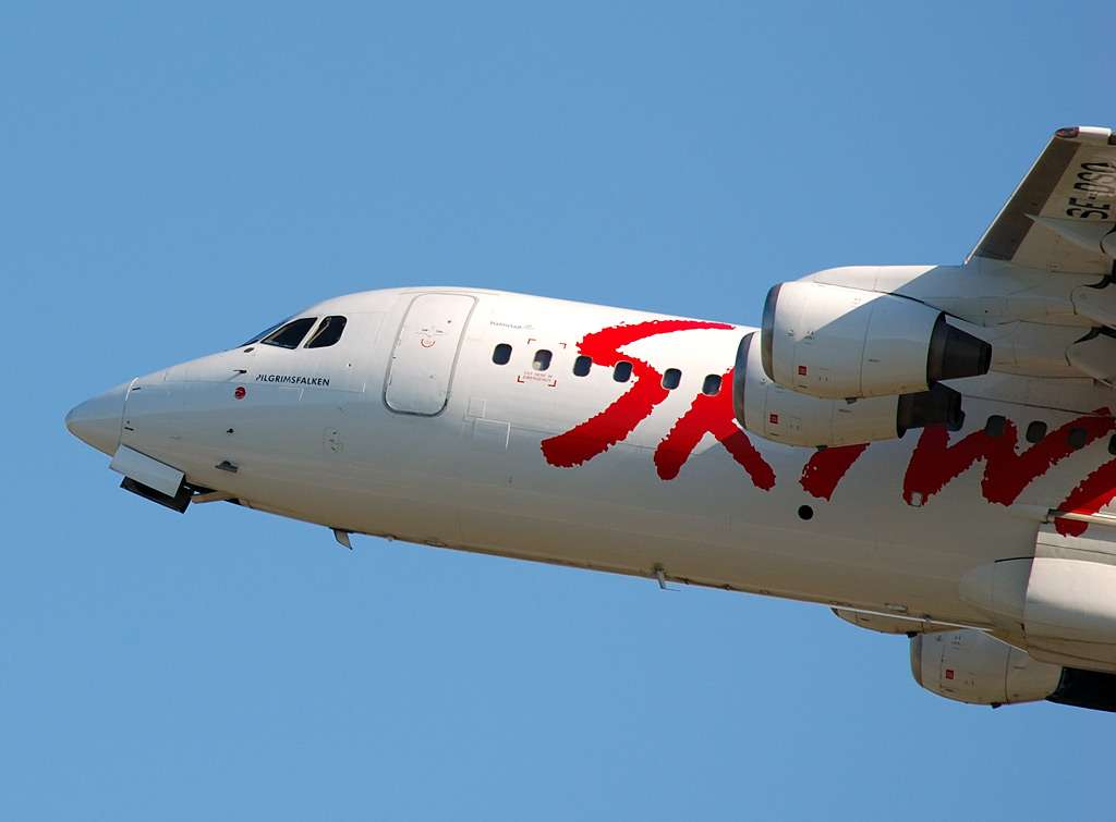 rj85swaysyh8.jpg