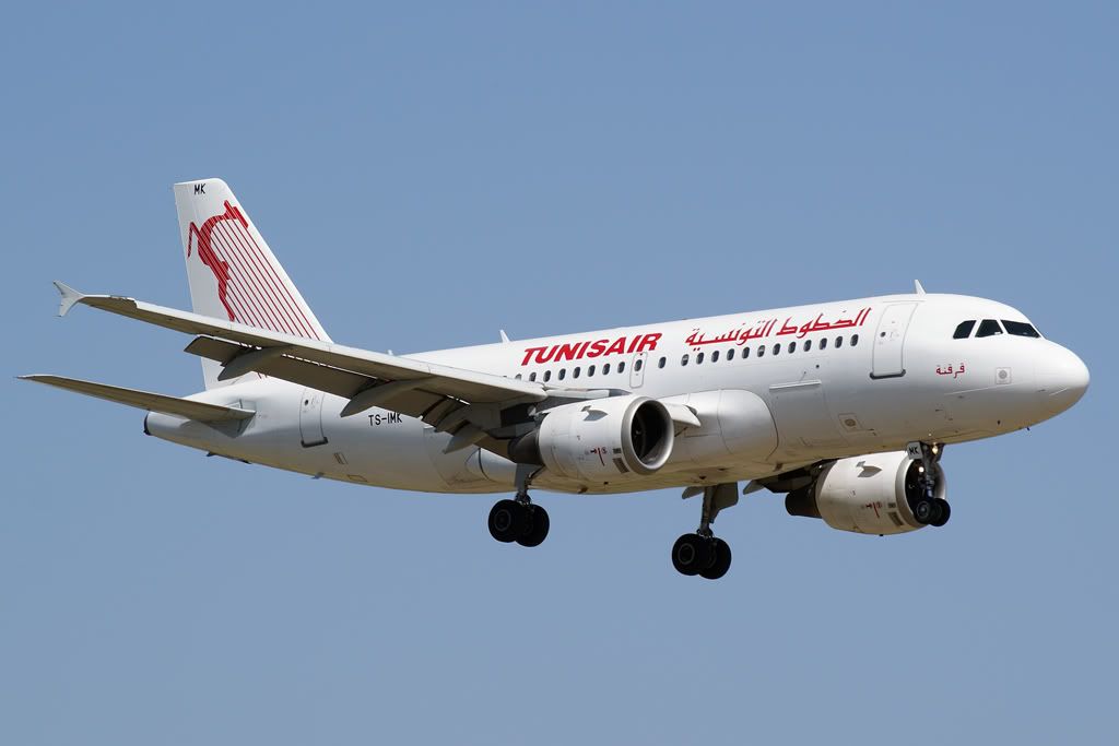Airbus-A320-Tunisair.jpg