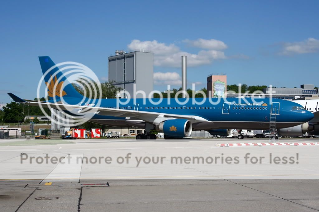 HB-IQPZrh1605.jpg