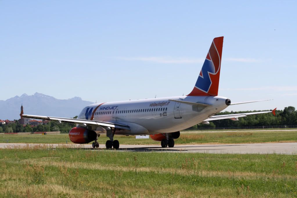A320Windjet2JPG.jpg