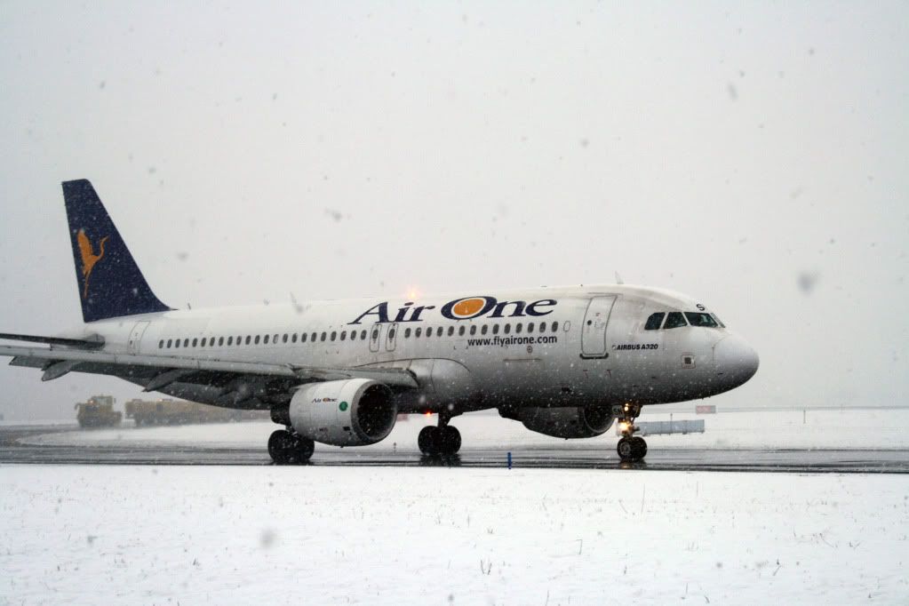 A320AirOne2.jpg