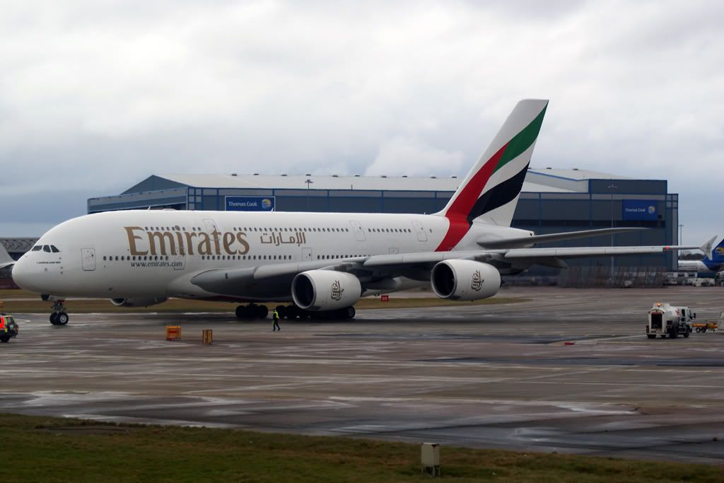 Airbus-A380-800-EmiratesMAN-1024.jpg