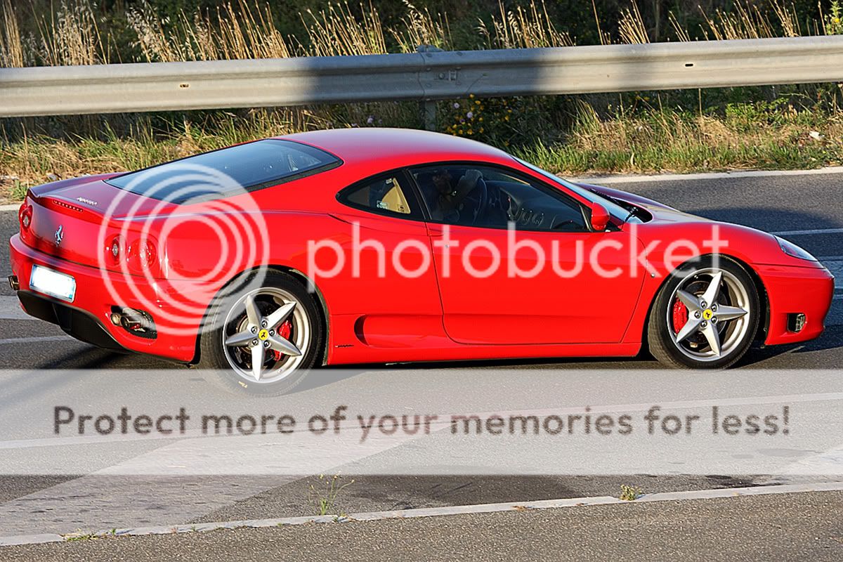 ferrari.jpg