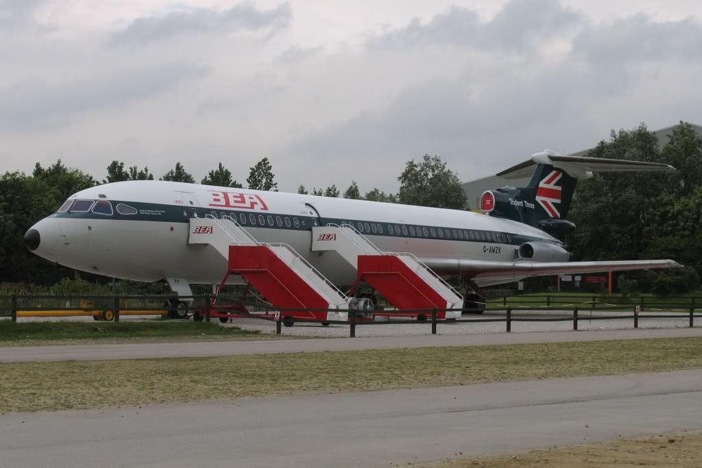 G-AWZK_01-1.jpg