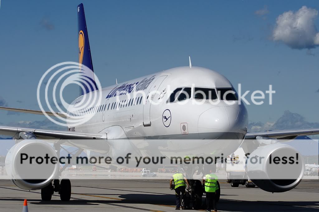 D-AKNGMxp1807.jpg