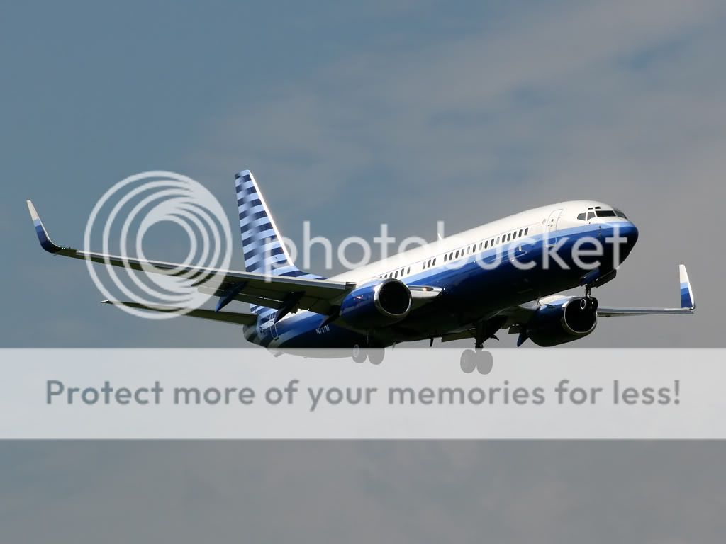 n737m1.jpg