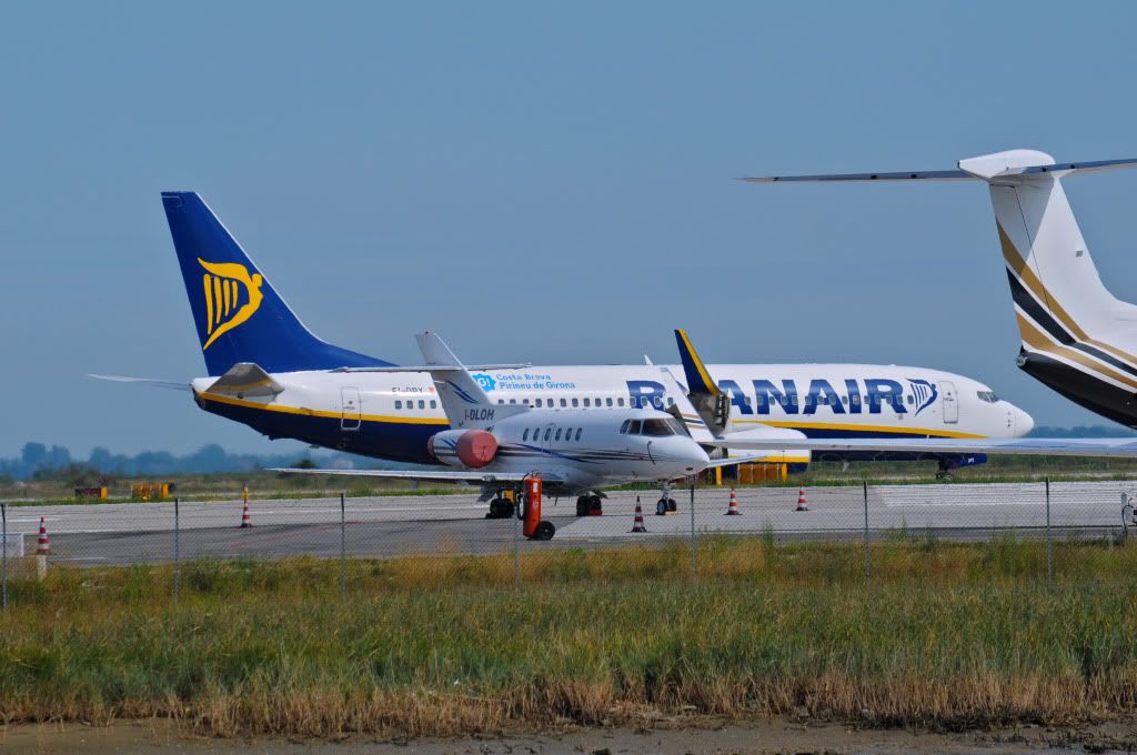 B737-800Ryanair.jpg