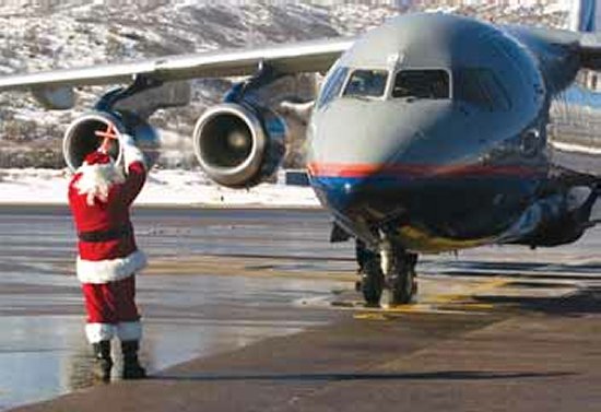 santa-tarmac.jpg