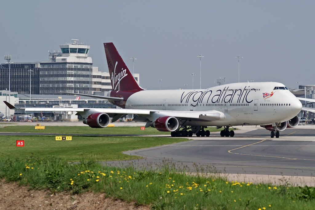 Boeing-747-400-VirginMAN.jpg