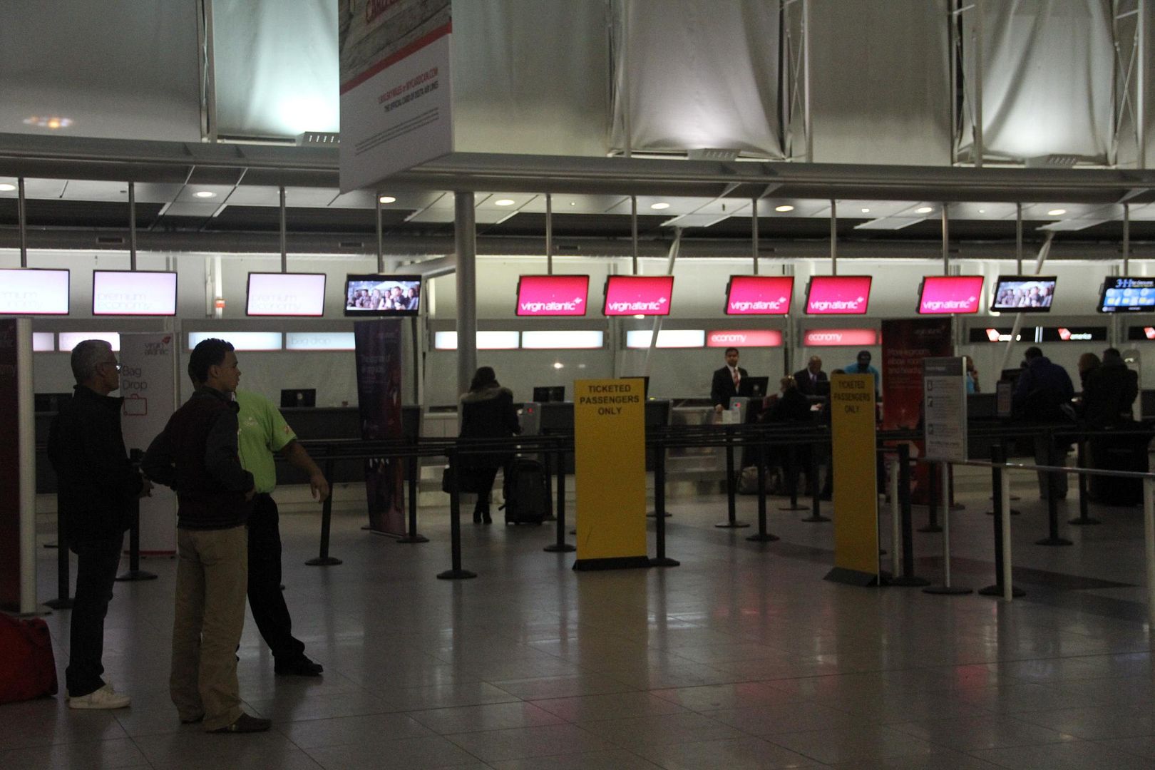 CR198_zps5a34502f.jpg