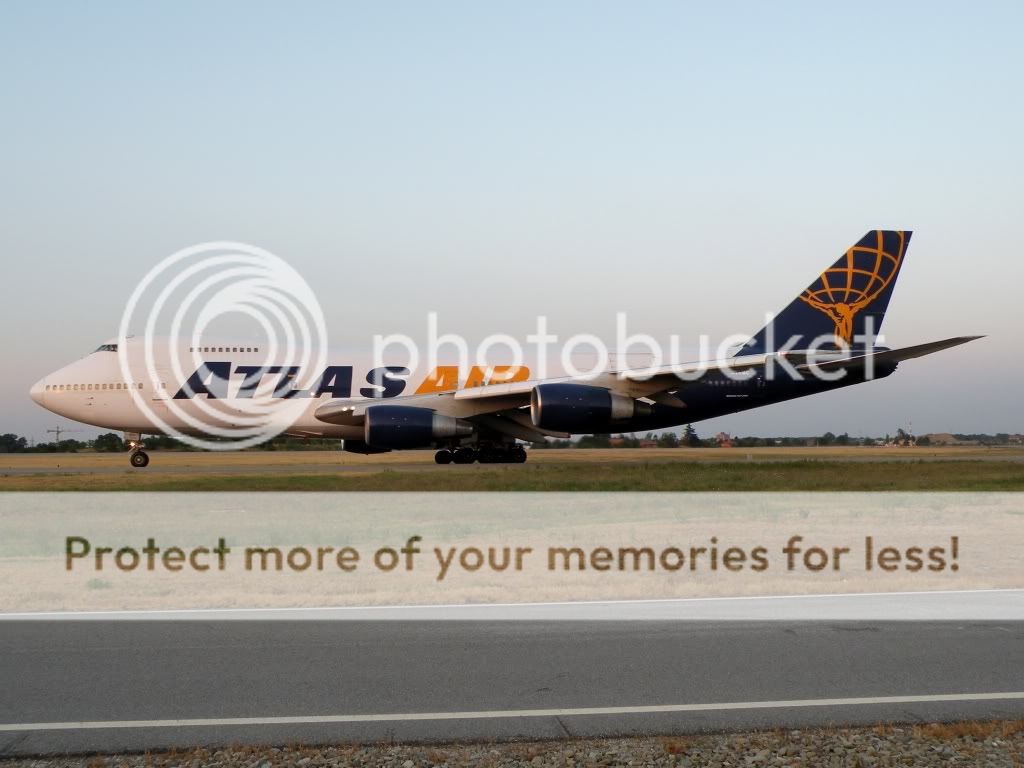 Boeing747AtlasAirN524MC.jpg