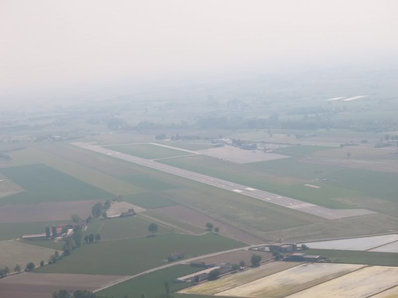 IMG_3287_LIMZAirport.jpg