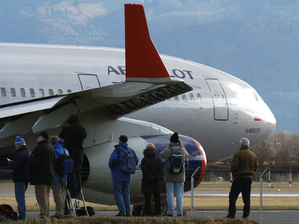 spotters_01.jpg