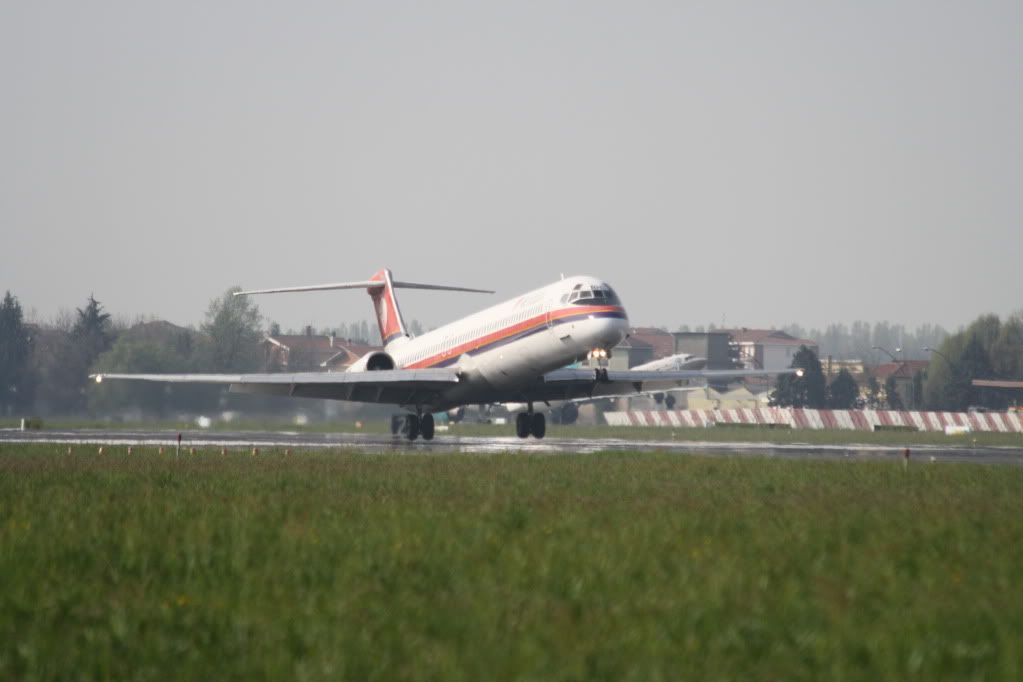 Md80Meridiana.jpg