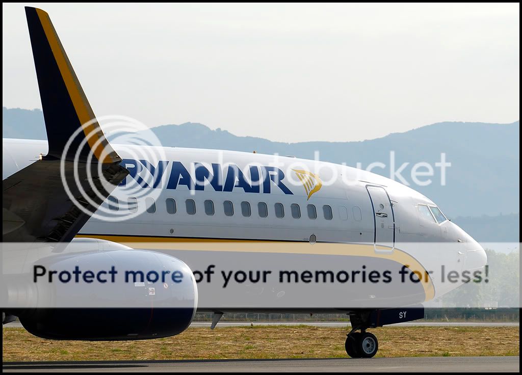 032737ryanair__jf.jpg