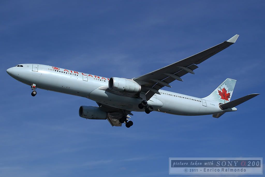 Airbus-A330-Air-CanadaLHR.jpg