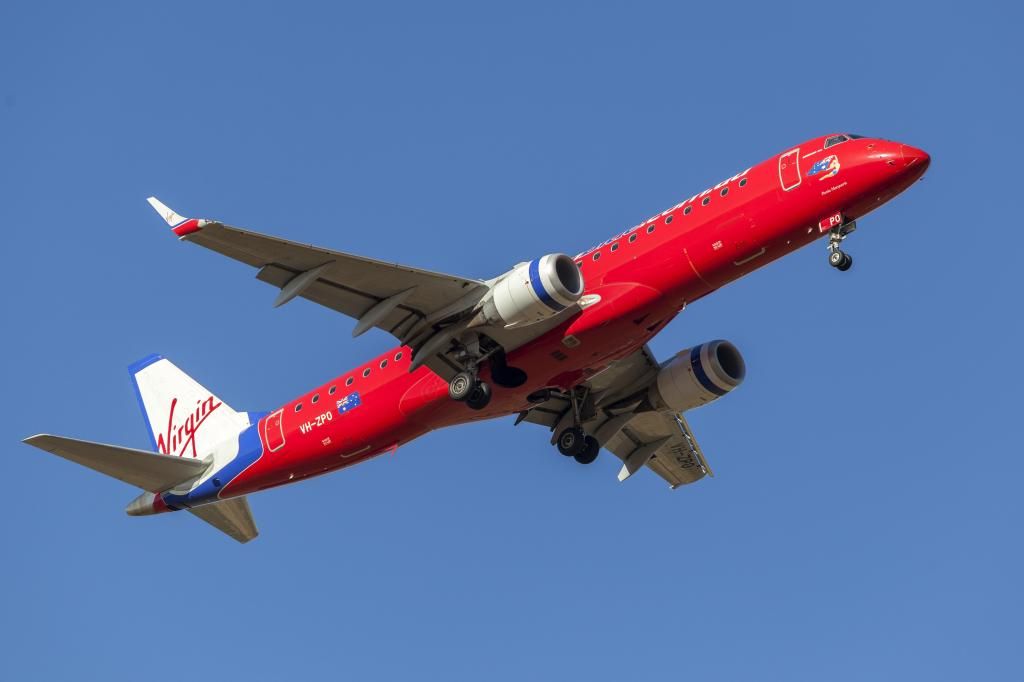 VIRGINEMBRAER190VH-ZPO_zpse527cc7b.jpg