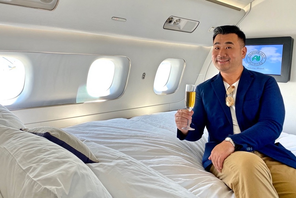 Heavy_Private_Jet_04_resize-1.jpg