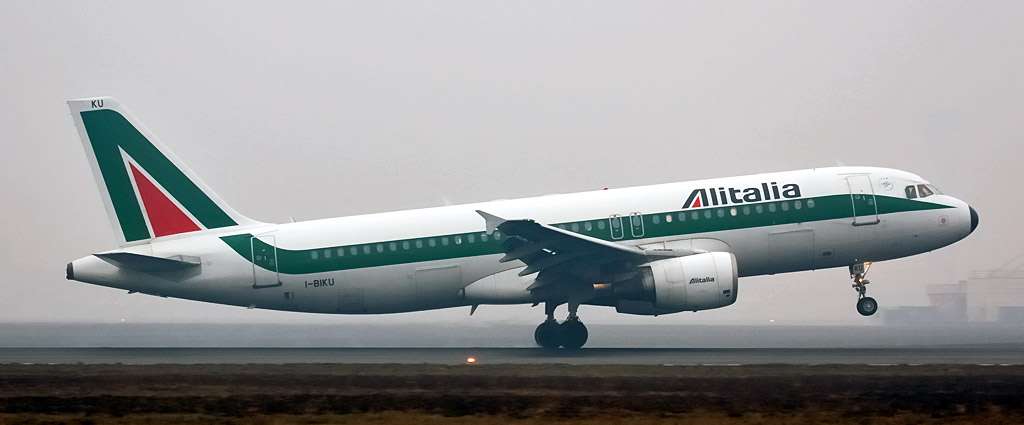 a320aza.jpg