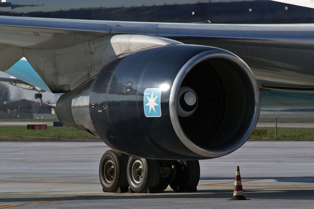 Boeing-767-Maersk-close-up-1024.jpg