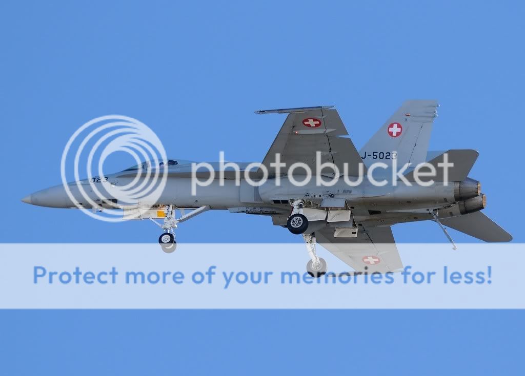 FA18_02.jpg