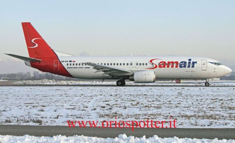 Boeing737-400SamairOM-SAA.jpg