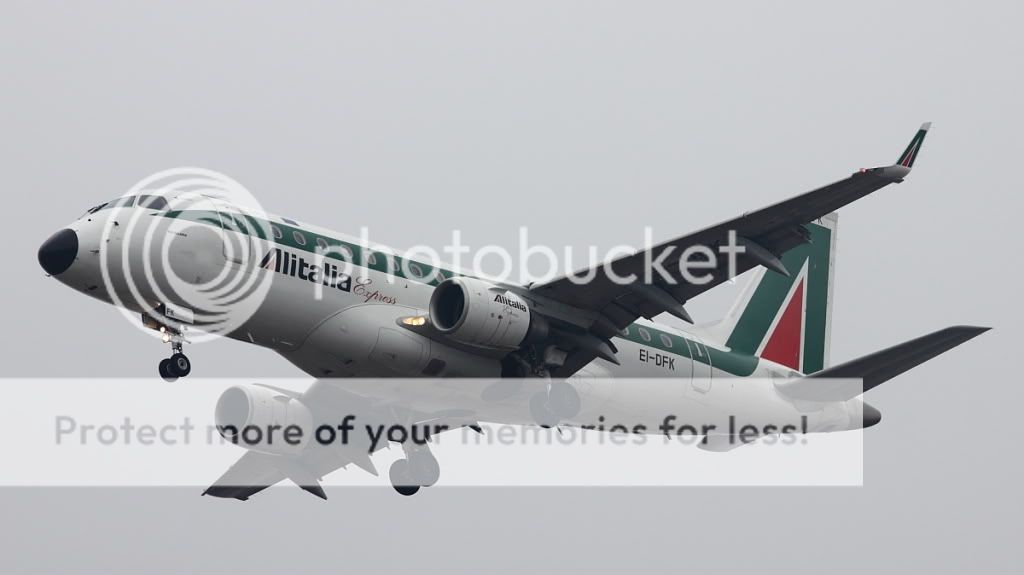 Embraer170AZEI-DFKatterraggio-1.jpg